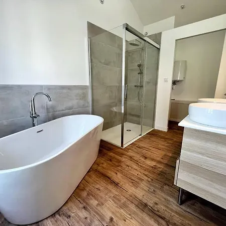 Villa L'echappee - Avec Piscine